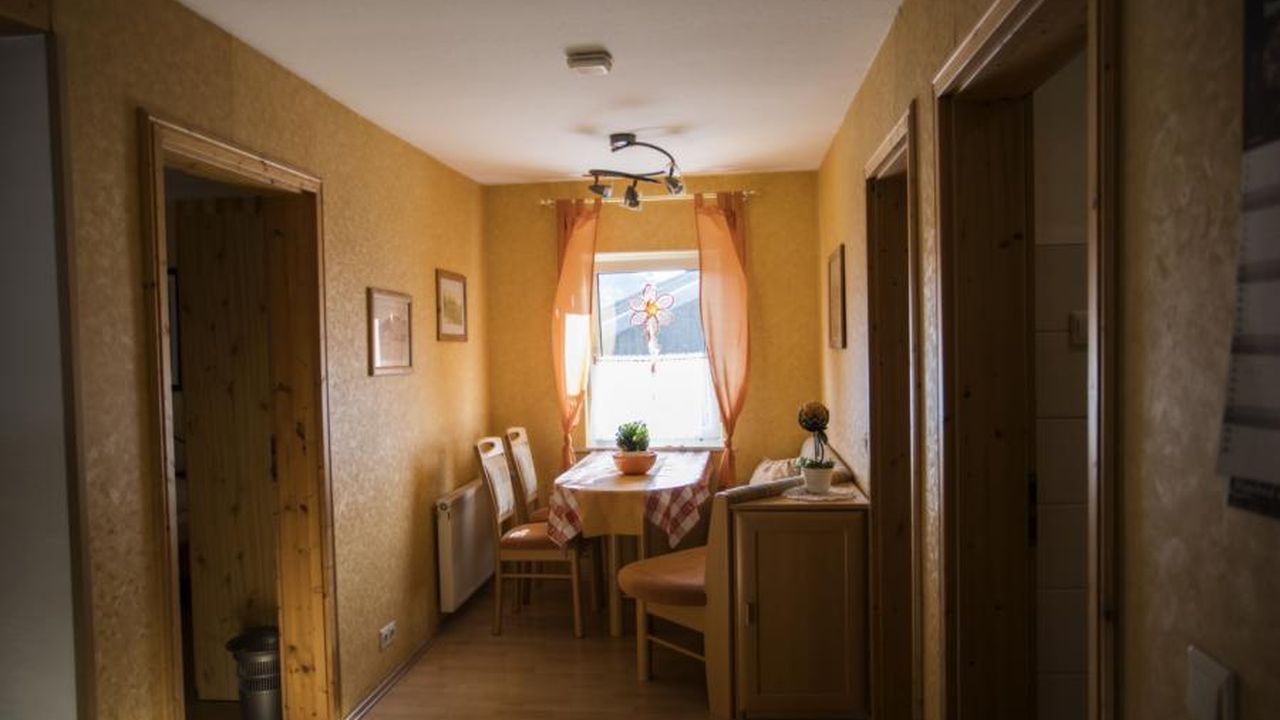 Gerwenshof, Familie Schmidt - Ferienwohnung Ahornstube - Niedersorpe Schmallenberger Sauerland Gerwenshof, Familie Schmidt - Ferienwohnung Ahornstube - Niedersorpe Schmallenberger Sauerland